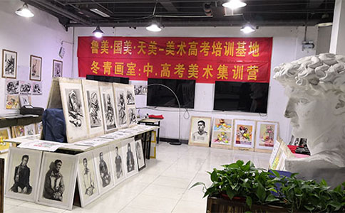 爲什(shén)麽選擇藝術(shù)高(gāo)考.jpg 爲什(shén)麽選擇藝術(shù)高(gāo)考.jpg